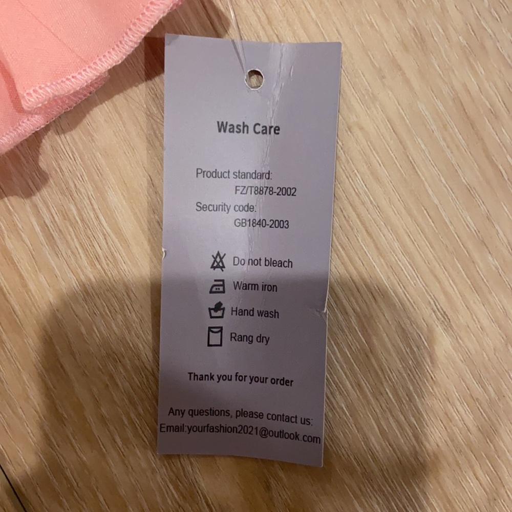 light baby pink tennis skirt! new with tags! amazon brand. - Picture 3 of 7